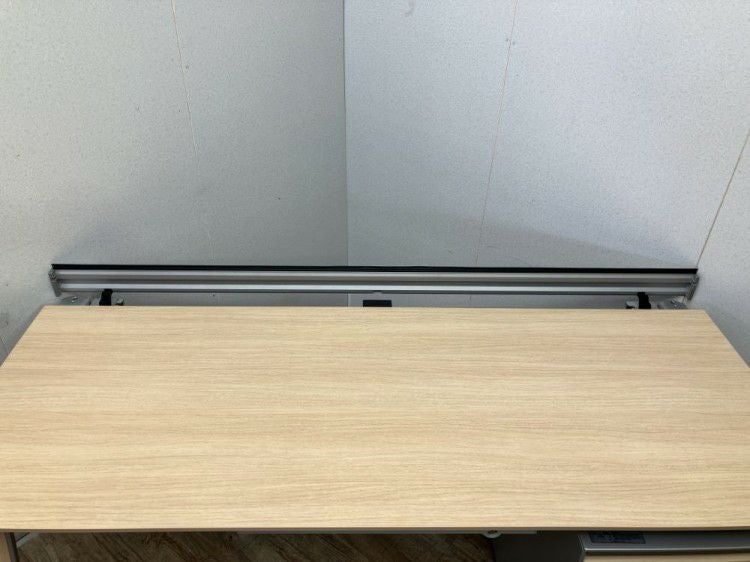 オカムラ1600平デスク+ワゴンセット 商品画像6