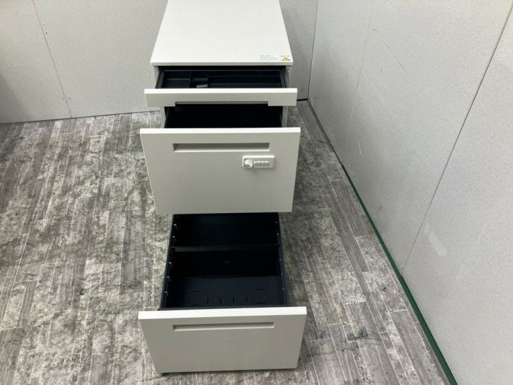 イトーキCZRシリーズ 1200平デスク+ワゴンセット 商品画像7