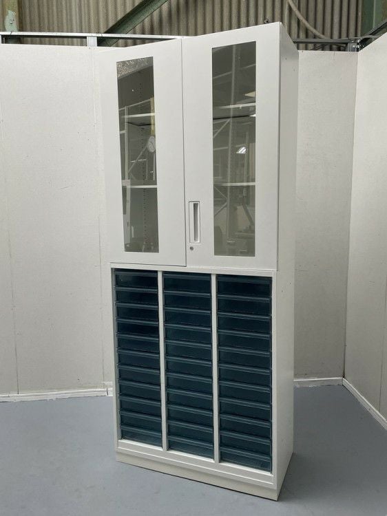 コクヨEDIA(エディア)シリーズ ガラス両開きクリアケース上下書庫 商品画像1