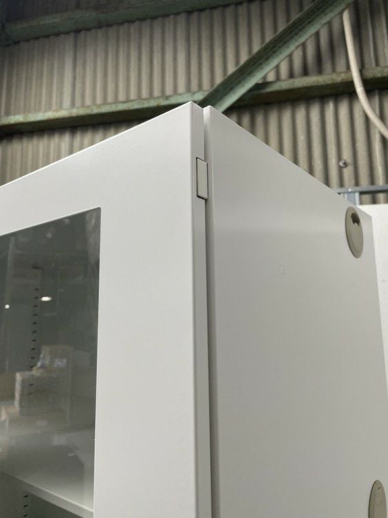 コクヨEDIA(エディア)シリーズ ガラス両開きクリアケース上下書庫 商品画像4