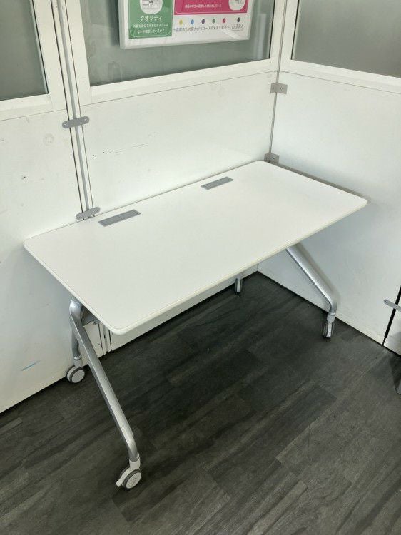 コクヨ平行スタックテーブル 商品画像1