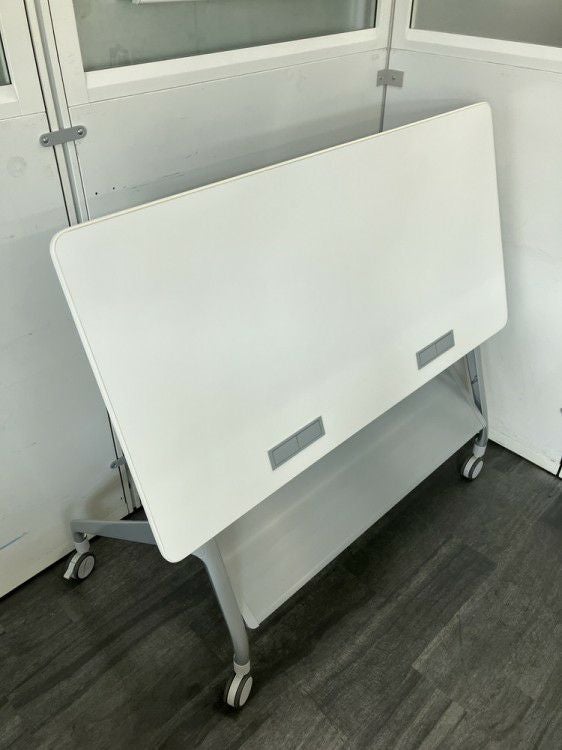 コクヨ平行スタックテーブル 商品画像6