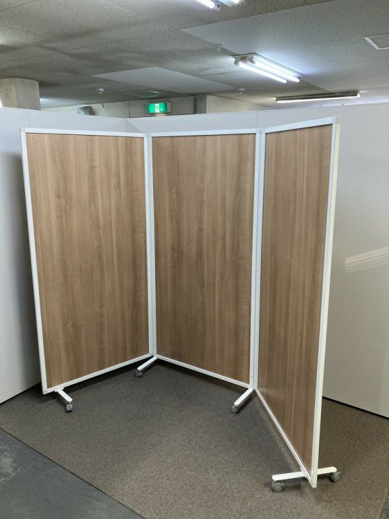 3連自立パーテーション 商品画像1