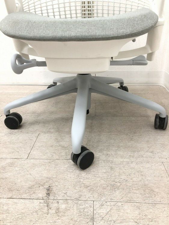 HermanMiller（ハーマンミラー）SAYL Chair(セイルチェア)シリーズ 可動肘付セイルチェア 商品画像23