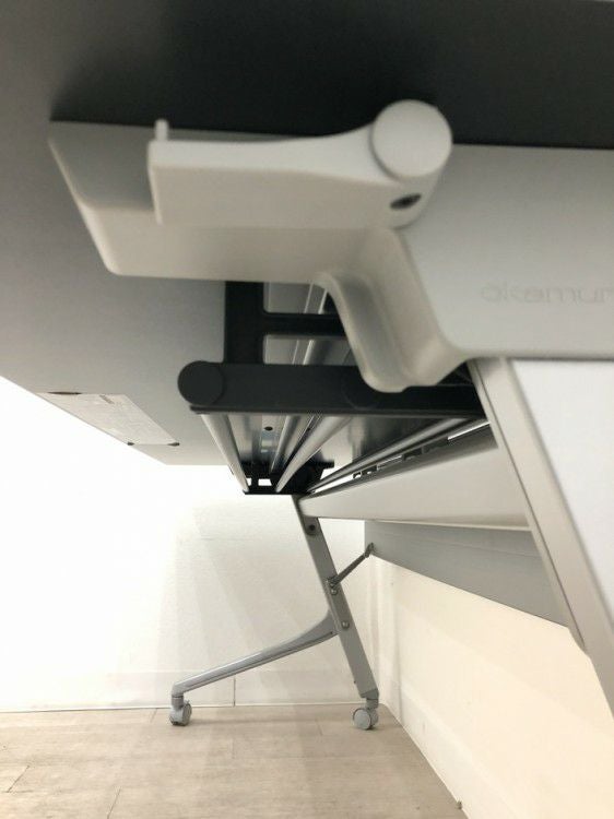 オカムラカルドーシリーズ 1800サイドスタックテーブル 商品画像9