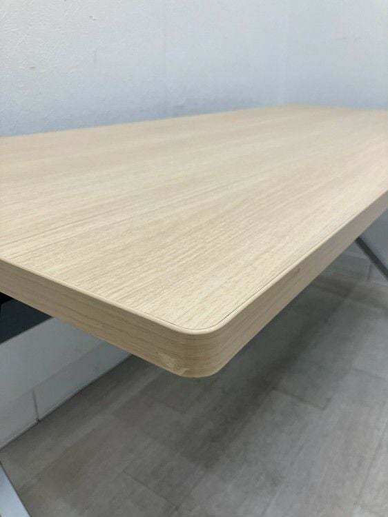 オカムラFLAPTOR(フラプター)シリーズ 1500平行スタックテーブル 商品画像7