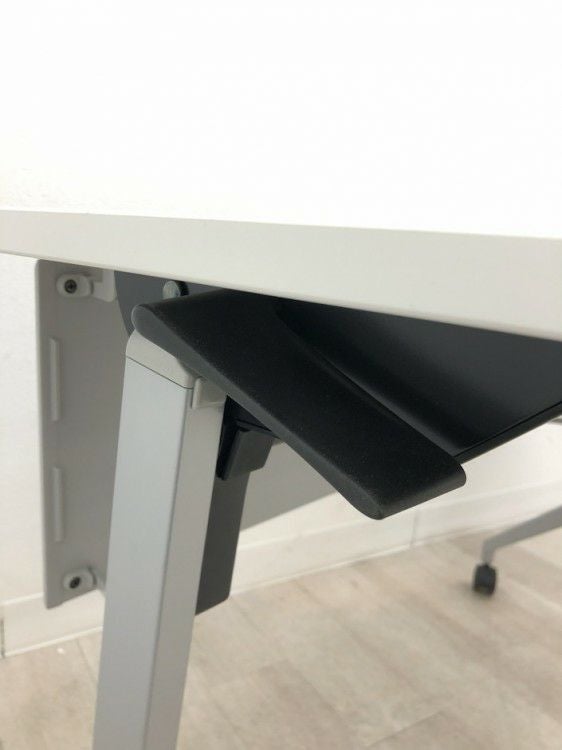 コクヨLeafline(リーフライン)シリーズ 1200平行スタックテーブル 商品画像12