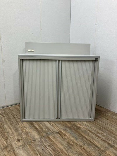 ウチダ（内田洋行）ジャバラ扉付食器棚 商品画像1