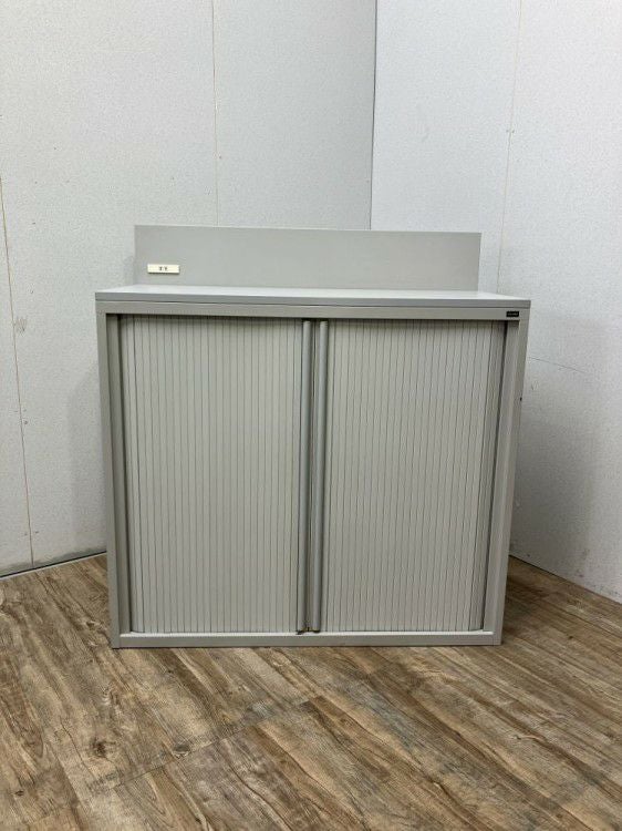 ウチダ（内田洋行）ジャバラ扉付食器棚 商品画像1