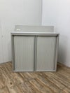 ウチダ（内田洋行）ジャバラ扉付食器棚 商品画像1