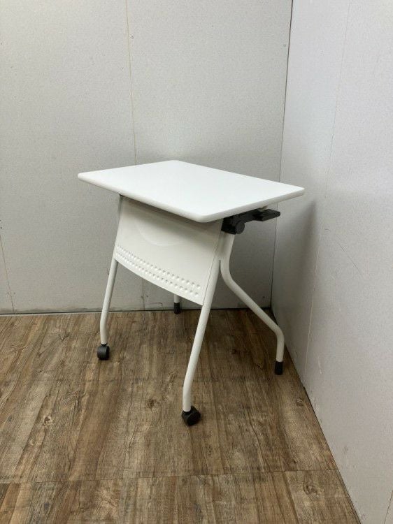 ホウトク650サイドスタックテーブル 商品画像1