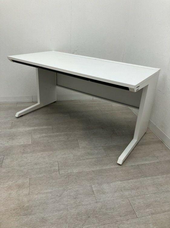 イトーキCZRシリーズ 1400平デスク 商品画像1