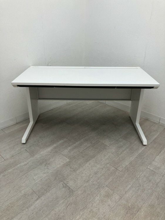 イトーキCZRシリーズ 1400平デスク 商品画像2