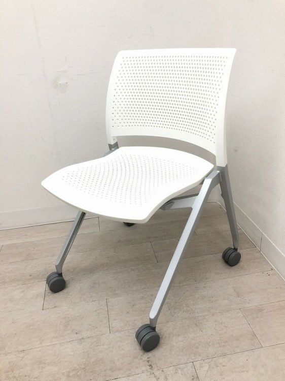 コクヨスプラインシリーズ ネスティングチェア 商品画像1