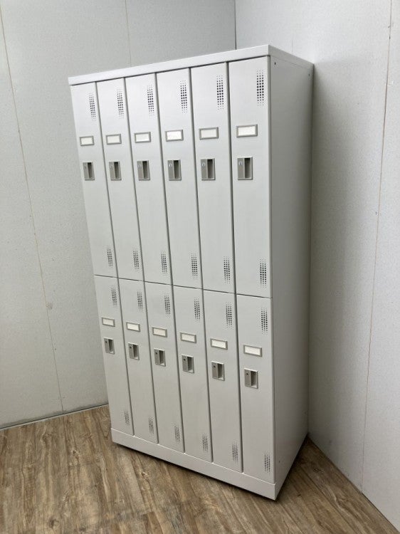 豊国工業12人用ロッカー 商品画像2