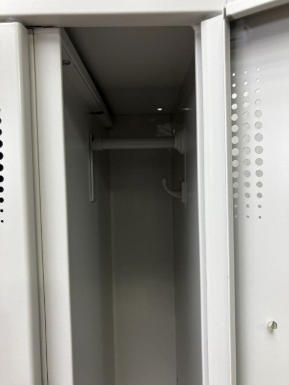 豊国工業12人用ロッカー 商品画像4