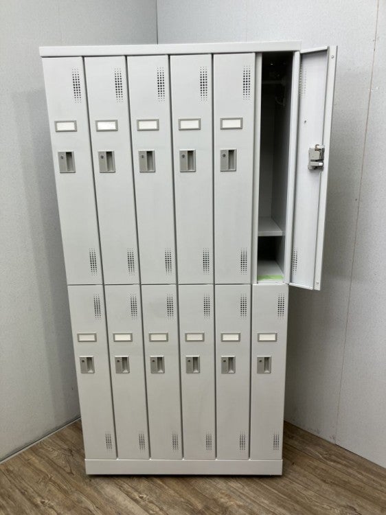豊国工業12人用ロッカー 商品画像6