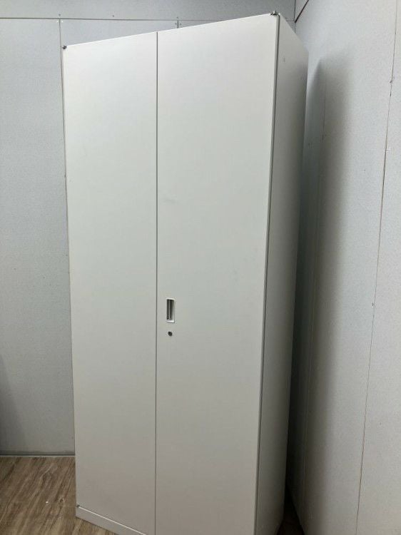 イトーキシンラインシリーズ 壁面両開き書庫 商品画像2