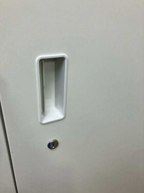 イトーキシンラインシリーズ 壁面両開き書庫 商品画像3