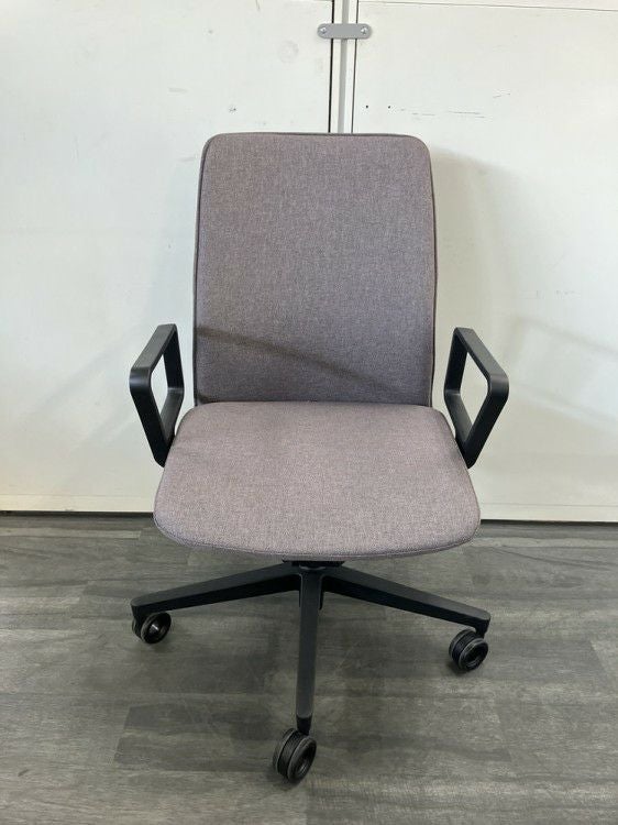 コクヨファブレ(FABRE) シリーズ 固定肘付ファブレチェア 商品画像2