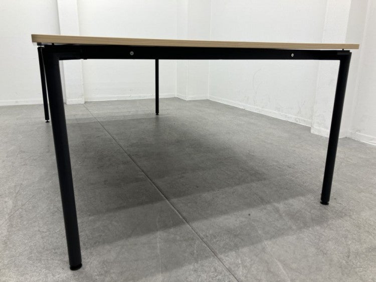 イトーキActiveField(アクティブフィールド)シリーズ 2400ミーティングテーブル 商品画像5