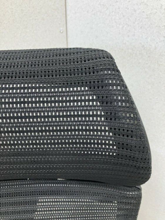 オカムラBaron(バロン)チェア 可動肘付バロンチェア 商品画像3