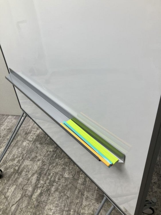 ライオン縦型脚付両面ホワイトボード 商品画像3