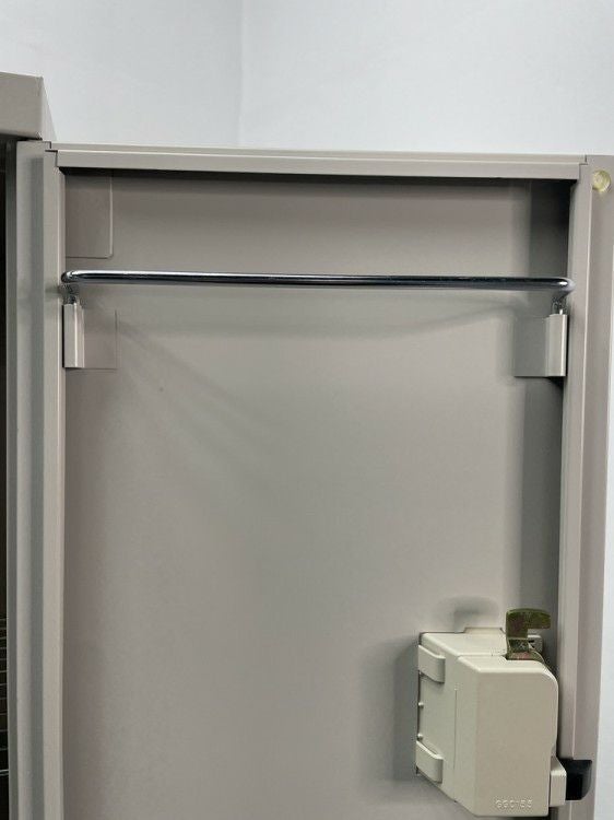 オカムラKZ-シリーズ 9人用ロッカー 商品画像9