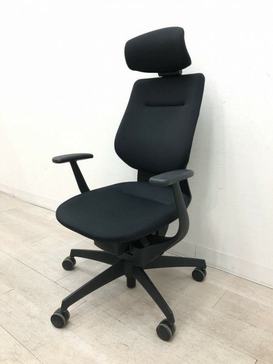 コクヨing(イング)チェア 固定肘付イングチェア 商品画像1