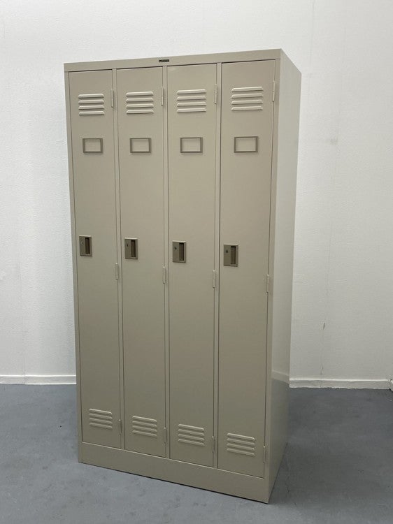 4人用ロッカー 商品画像1