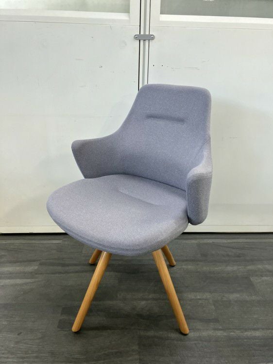 オカムラライブス　ワークチェアシリーズ ミーティングチェア 商品画像1