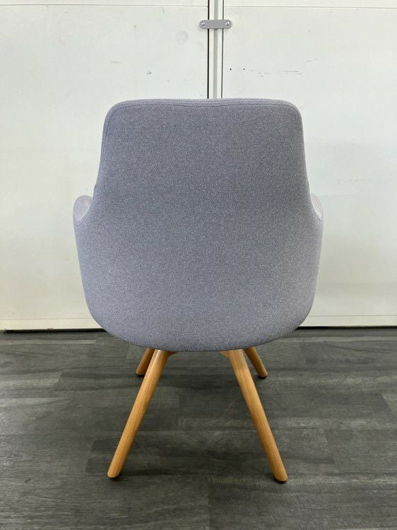 オカムラライブス　ワークチェアシリーズ ミーティングチェア 商品画像4