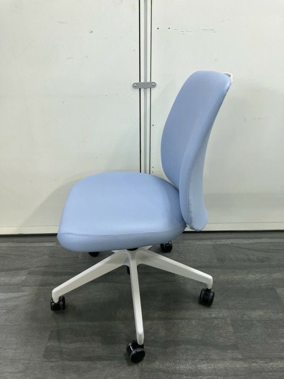 コクヨエルアシリーズ エルアチェア 商品画像3