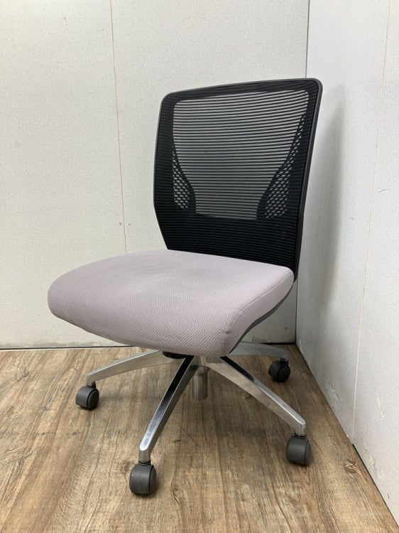 オカムラオフィスチェア ビラージュシリーズ（定価 22,921円）を 5,000円 で譲ります オカムラ ビラージュチェア | 無限堂ネットショップ