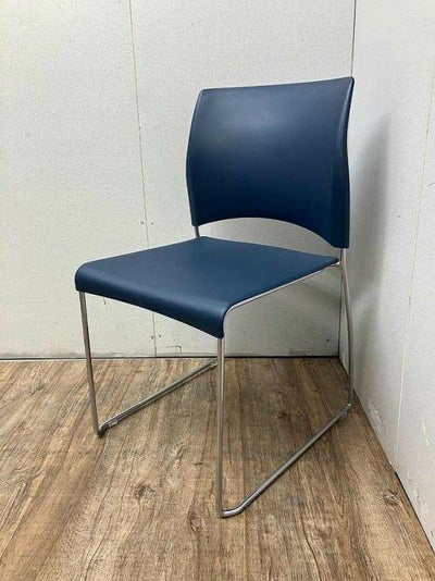 STING スタッキングチェア 商品画像1