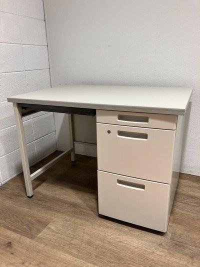 コクヨSR型 1000片袖デスク 商品画像1