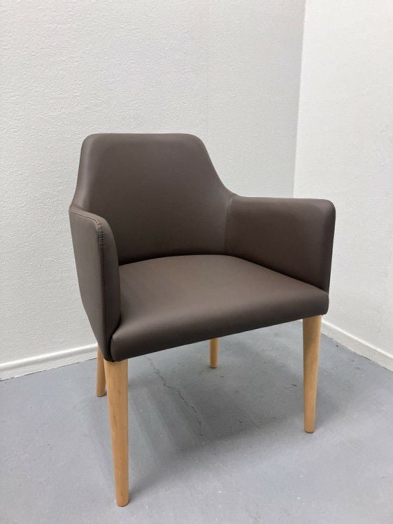 イトーキNPシリーズ ラウンジチェア 商品画像1