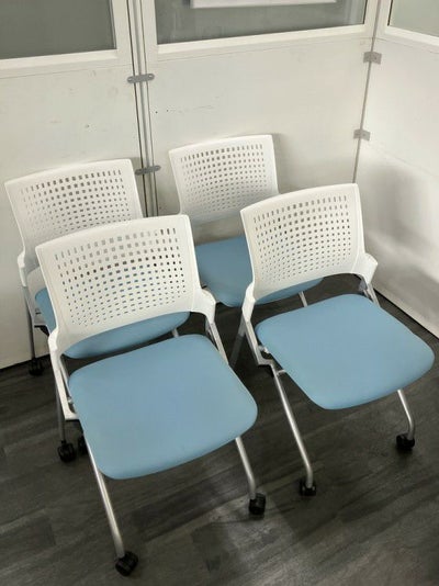 イトーキMonon(モノン)チェア ネスティングチェア4脚セット 商品画像1