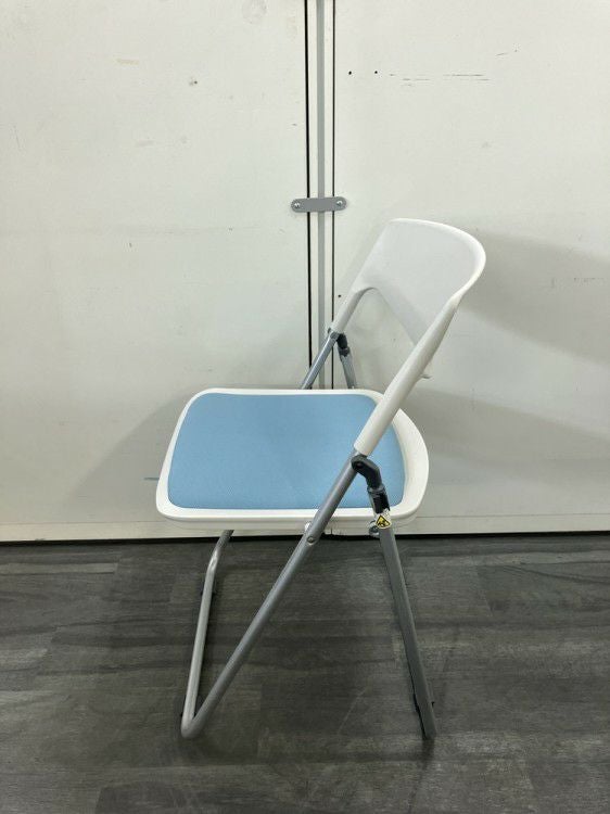 イトーキラムダシリーズ 折畳パイプイス 商品画像3