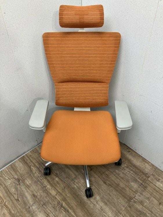 エルゴヒューマン可動肘付フィットチェア 商品画像3