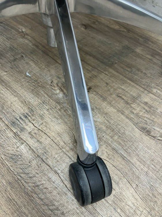 エルゴヒューマン可動肘付フィットチェア 商品画像7