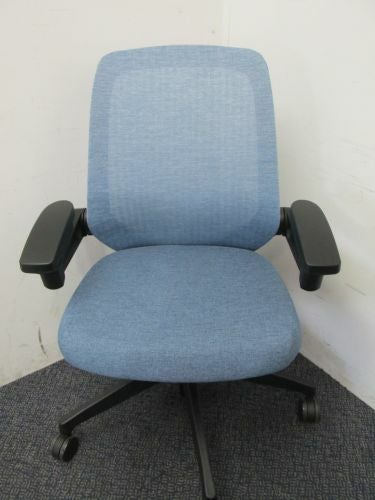 イトーキnort(ノートチェア)シリーズ 可動肘付きノートチェア 商品画像2