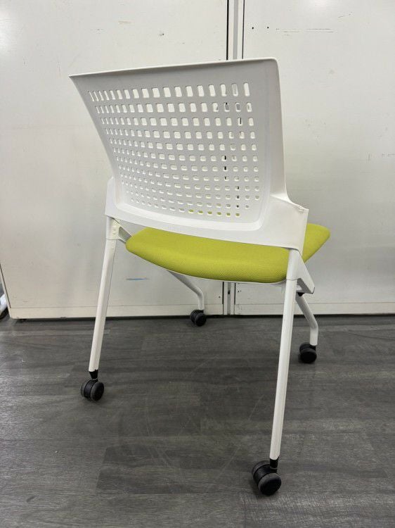 イトーキMonon(モノン)チェア ネスティングチェア 商品画像2