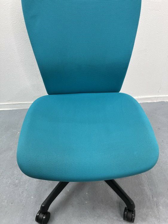 オカムラスラートチェア 商品画像6