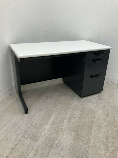 プラスフラットラインシリーズ 1200片袖デスク 商品画像1