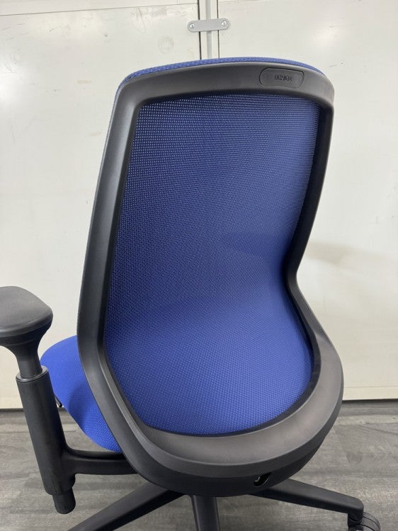 ウチダ（内田洋行）ニンバスチェア 可動肘付ニンバスチェア 商品画像6