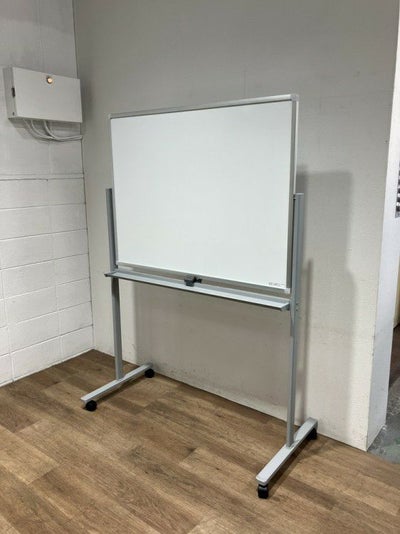 コクヨBB-R900シリーズ 1200脚付ホワイトボード 商品画像1