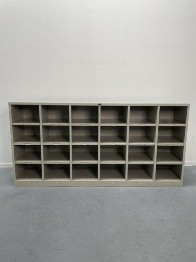 ウチダ（内田洋行）24人用シューズボックス 商品画像1