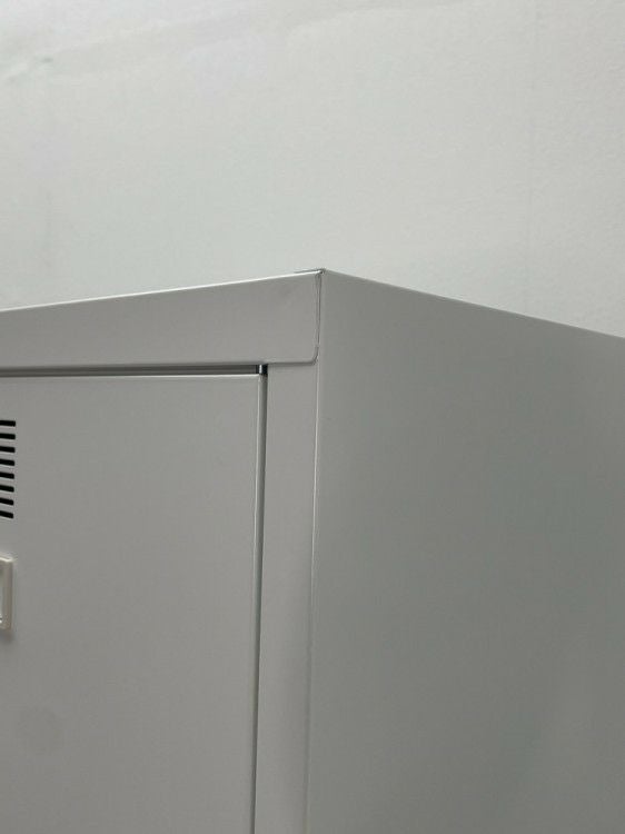 ウチダ（内田洋行）NS型シリーズ 12人用ロッカー 商品画像4