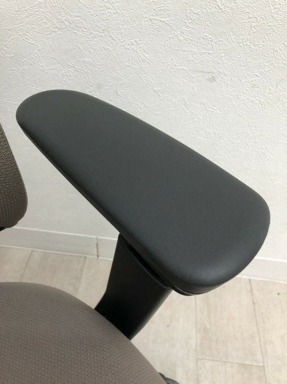 コクヨMitra2（ミトラ2）チェア 可動肘付ミトラ2チェア 商品画像12